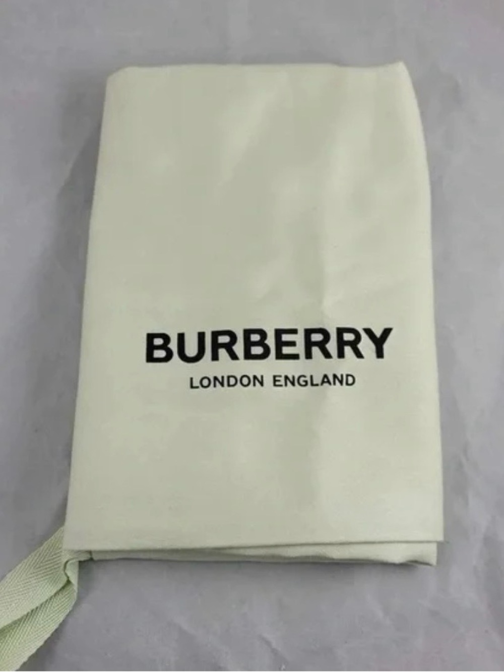 Burberry Men’s BURBERRY
ARTHUR SNEAKERS
STYLE: M STORY
ITEM NUMBER: 80438641003 - Picture 5 of 8